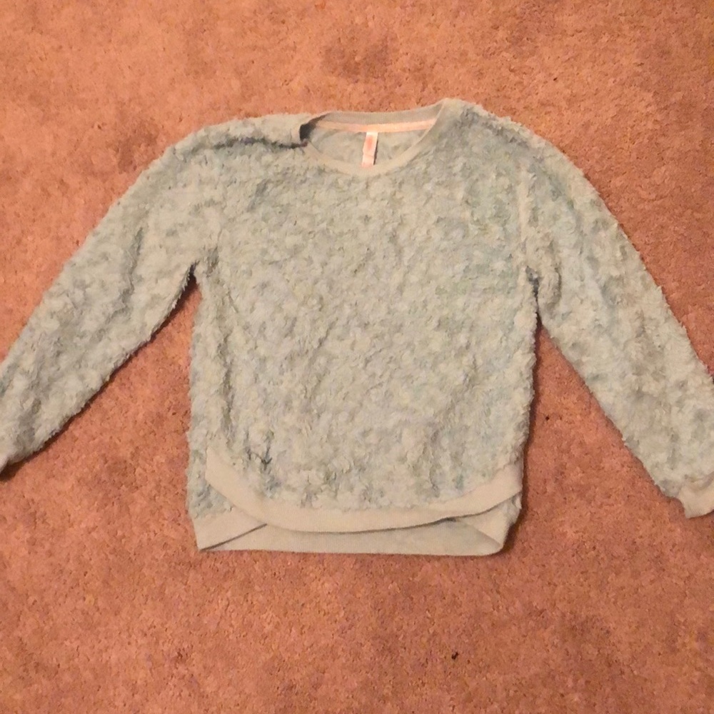 Girls long-sleeve shirt